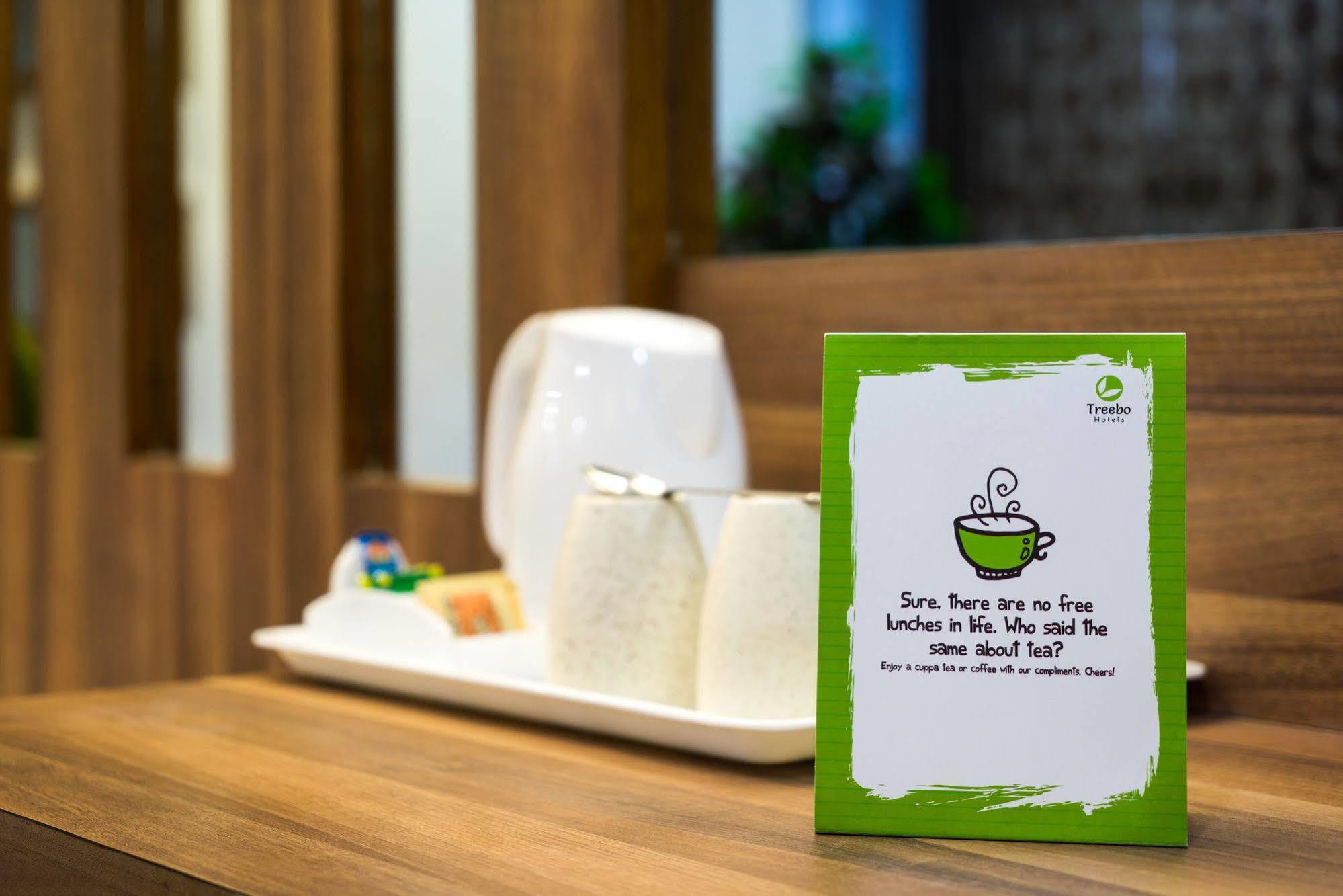Treebo Unity Hotel Ahmedabad Bagian luar foto